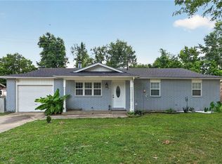 1103 White Rd, Springdale, AR 72762