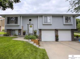 4404 S 153rd Cir, Omaha, NE 68137