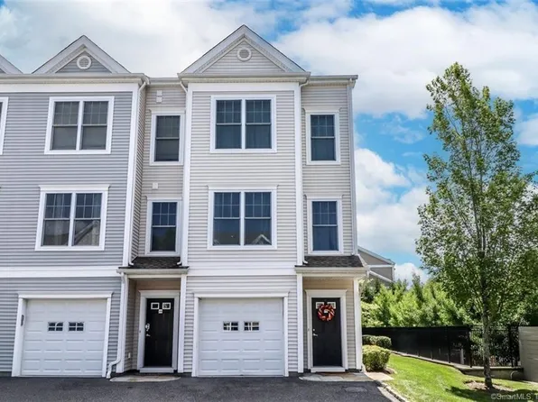 208 Copper Square Drive #208, Bethel, CT 06801