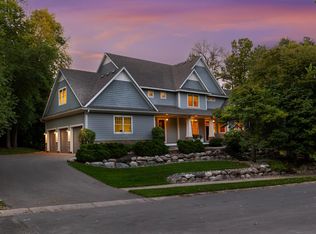 17244 Valley Rd, Eden Prairie, MN 55347