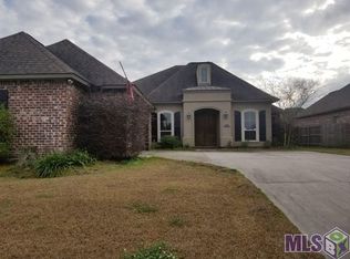 41143 Toledo Ave, Gonzales, LA 70737