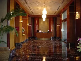 Rented by Raz Realty