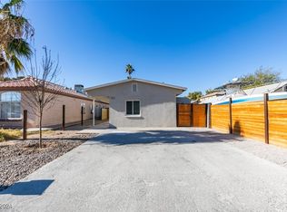302 Vandalia St, Las Vegas, NV 89106