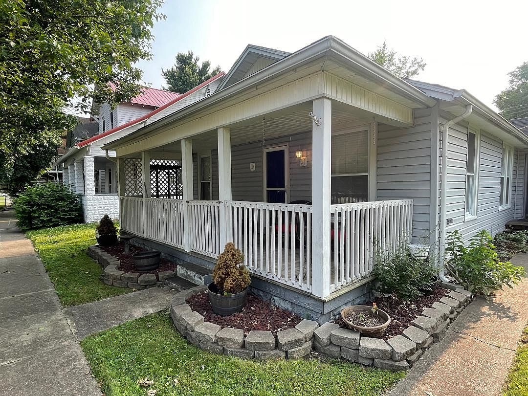 225 2nd St E, Ceredo, WV 25507 Zillow