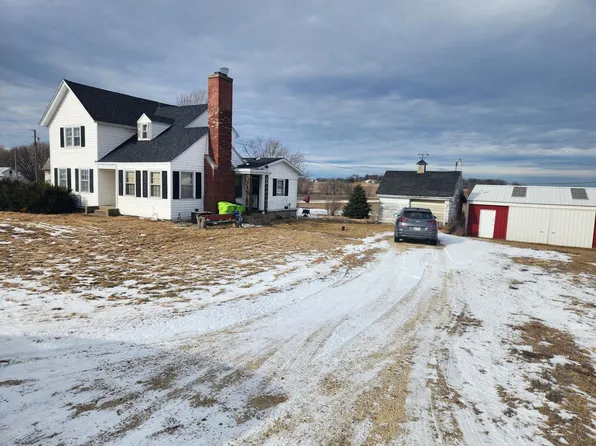 W9086 County Road B, Sharon, WI 53585