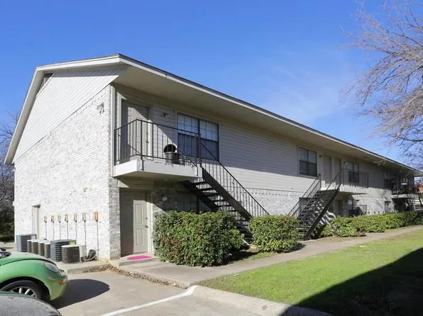 200 Hann St, Denton, TX