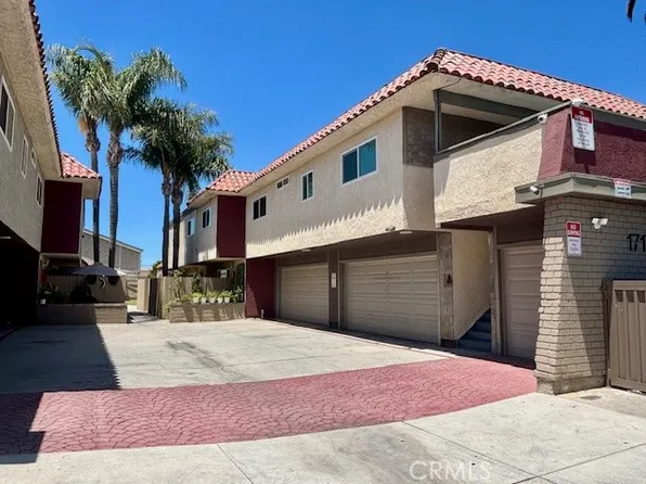 17171 Elm Ln #1, Huntington Beach, CA 92647