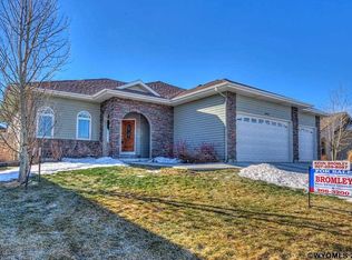 6204 Coronado Dr, Casper, WY 82609