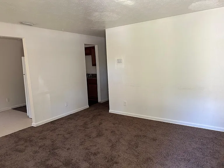 3525 Henrietta St — Photo 3