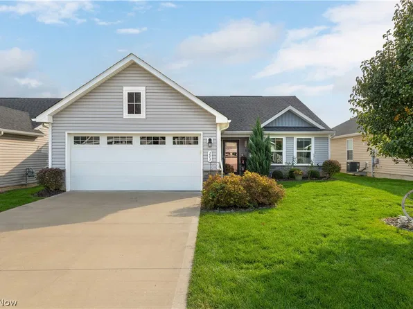 203 Hidden Cv, Amherst, OH 44001