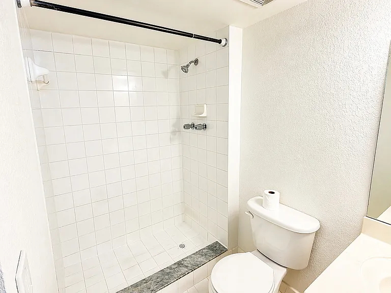 4255 N University Dr #308 — Photo 18