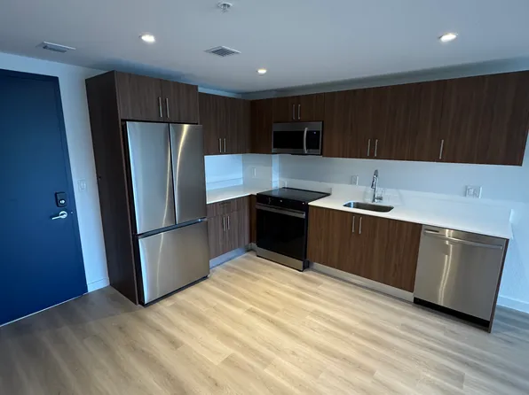 3525 NW 12th Ter #B, Miami, FL 33125