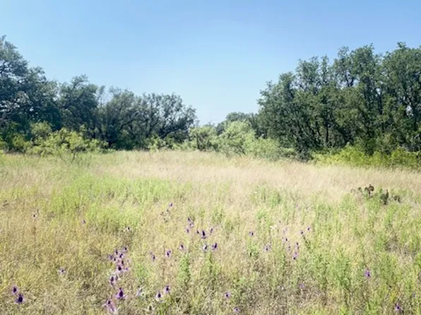 6599 Ennis Dr, Brownwood, TX 76801