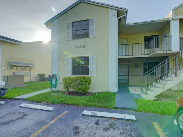 950 Constitution Dr #950H, Homestead, FL 33034