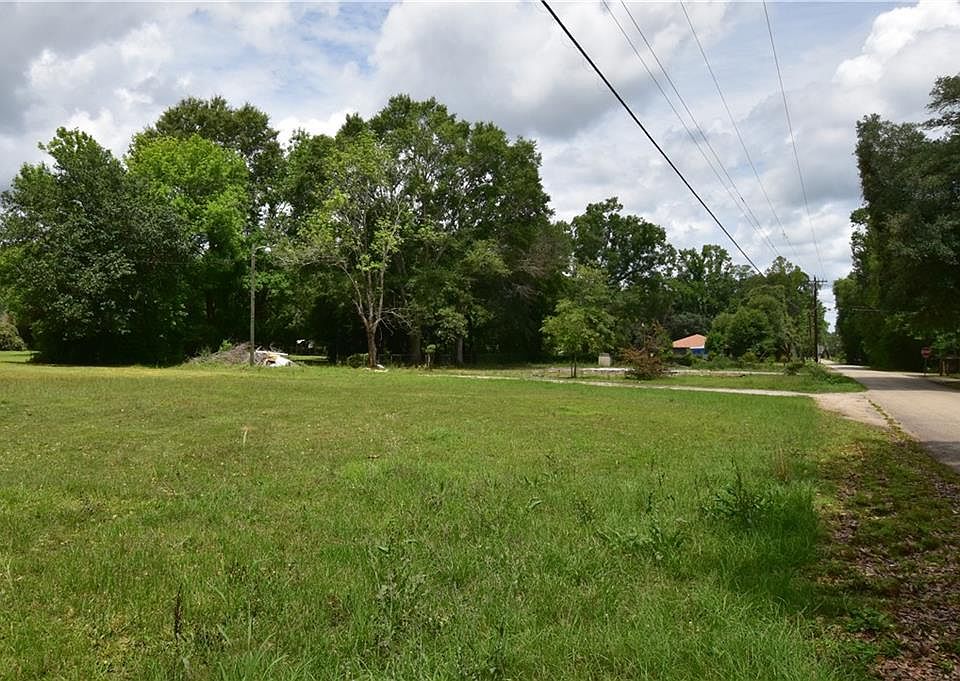 1st image of 69123 16th Section Rd