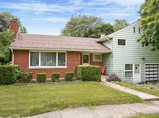 628 S Knollwood Dr, Wheaton, IL 60187