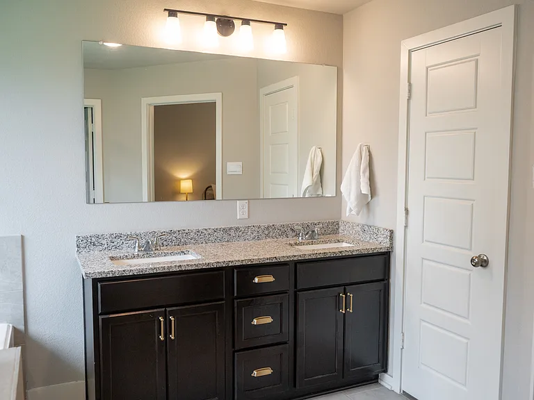 7909 Townsend Dr — Photo 15