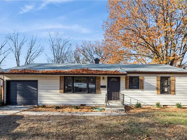 8924 E 74th St, Raytown, MO 64133