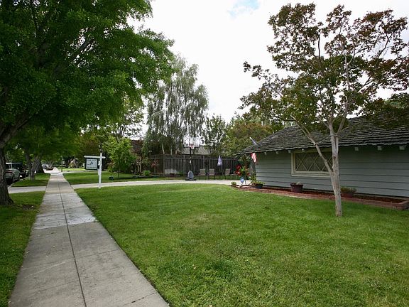 4th image of 2891 Westgate Ave