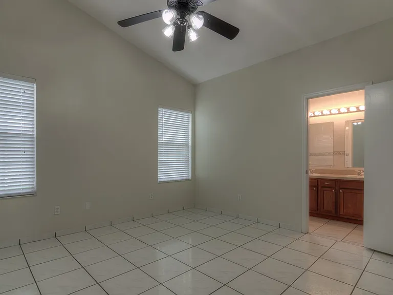 8344 Fort Thomas Way — Photo 11