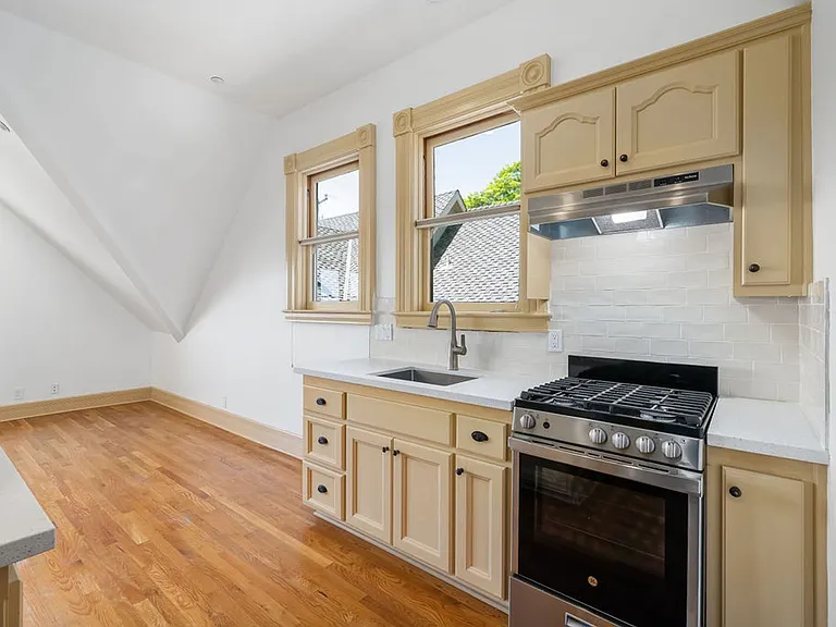 1314 Palm St — Photo 9