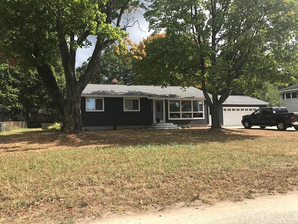 1st image of 4460 S Virginia Dr