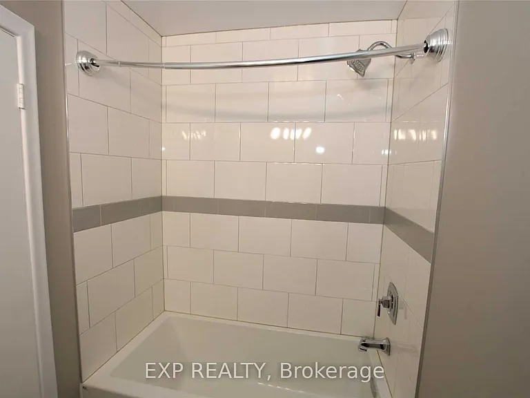 805 Glengrove St — Photo 11