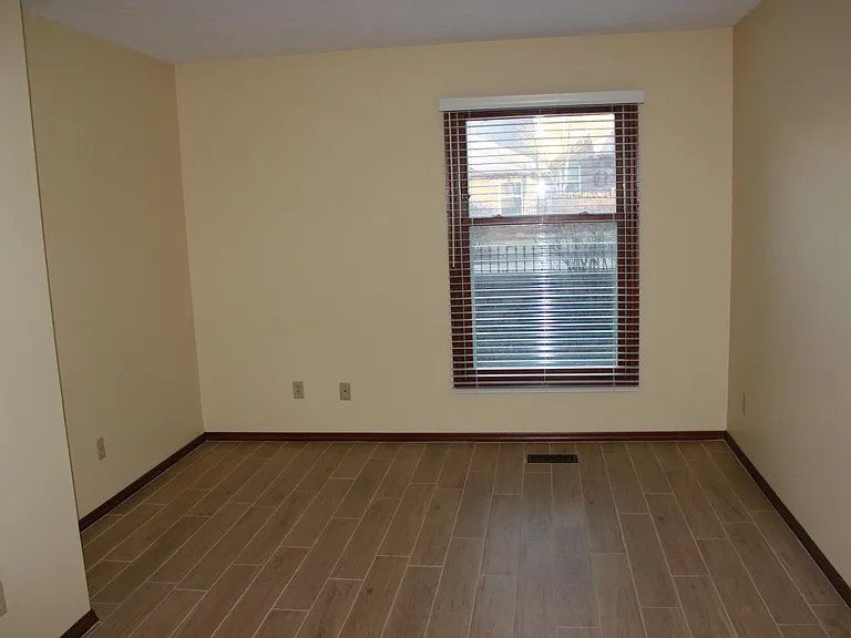 2699 S McCartney Ln — Photo 7