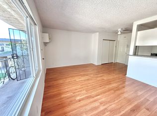 14540 Hartland St #204, Van Nuys, CA 91405