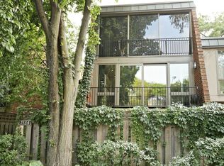 2134 N Lincoln Ave #1, Chicago, IL 60614