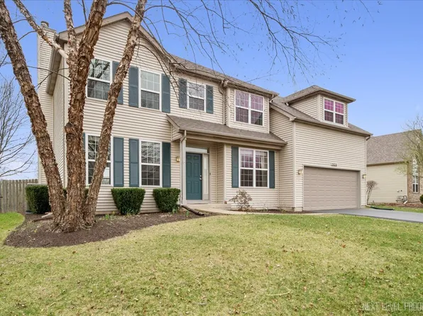 522 Red Tail Ln, Yorkville, IL 60560