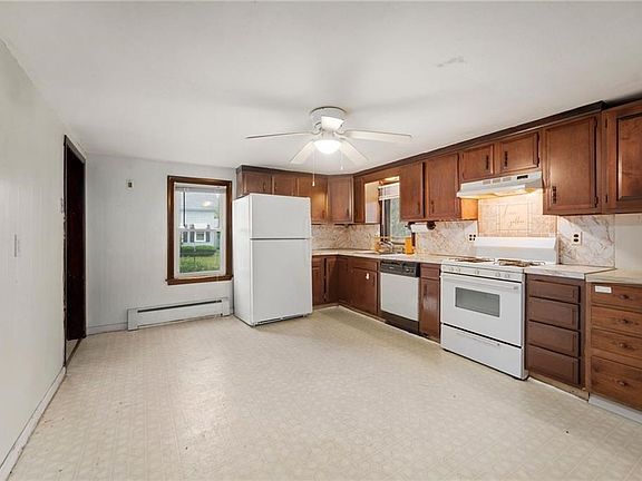 3rd image of 100 W River St