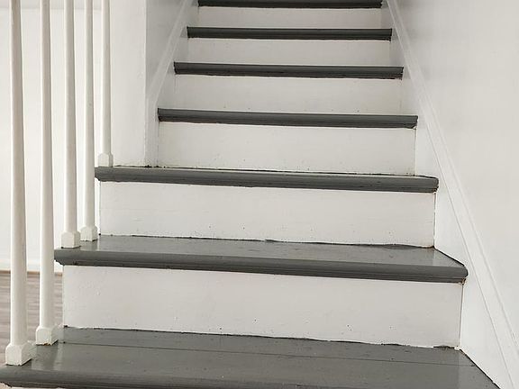 4th image of 3654 Chesterfield Ave