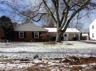 1619 S Carver Ln, Appleton, WI 54914