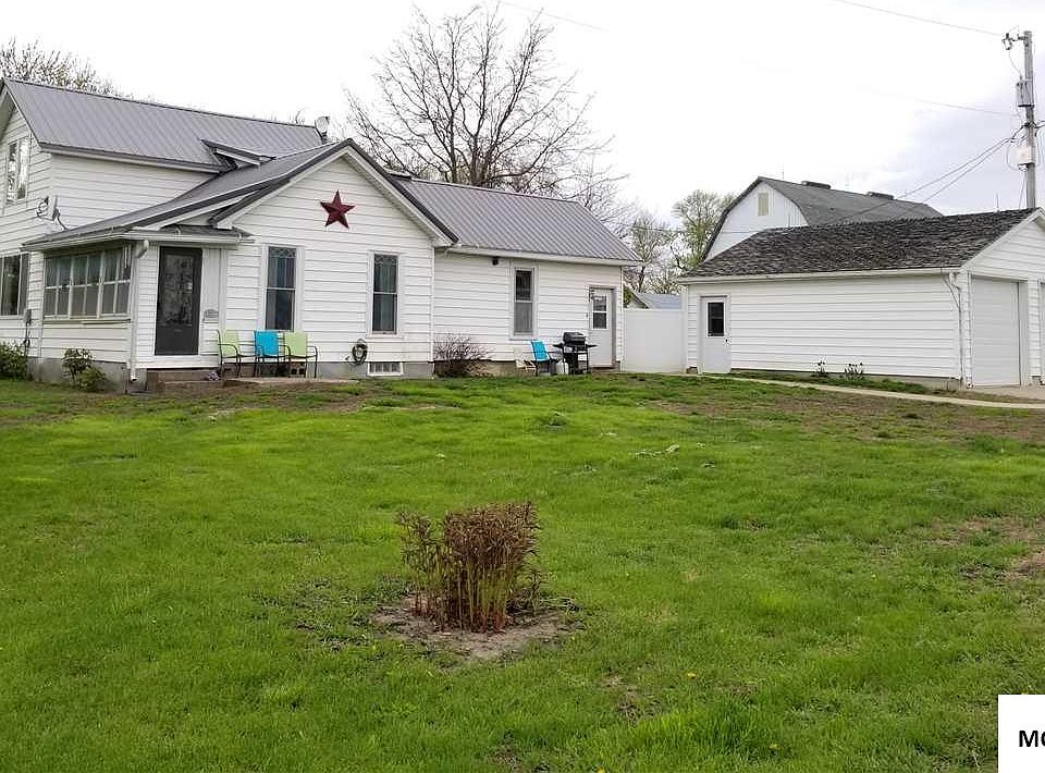 1st image of 22576 250th St