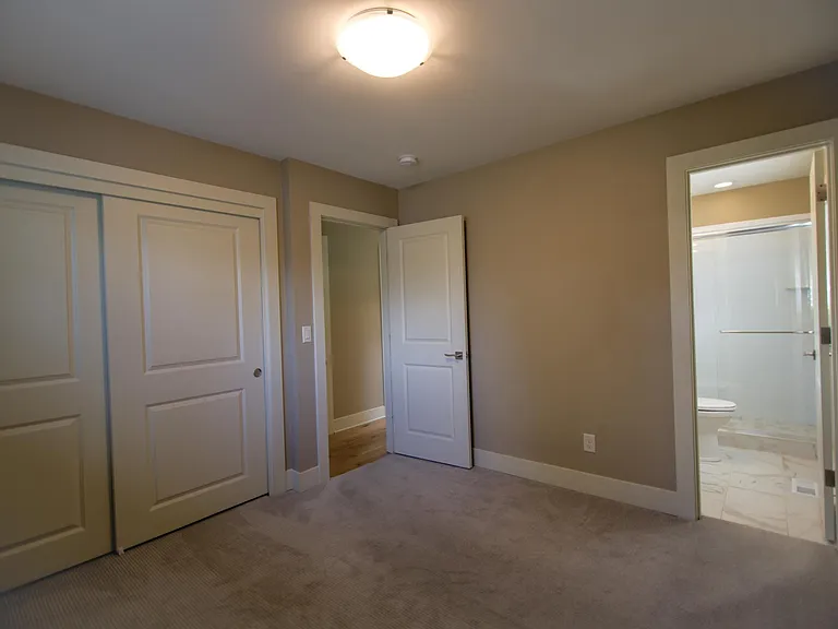 12980 NW Westlawn Ter — Photo 34