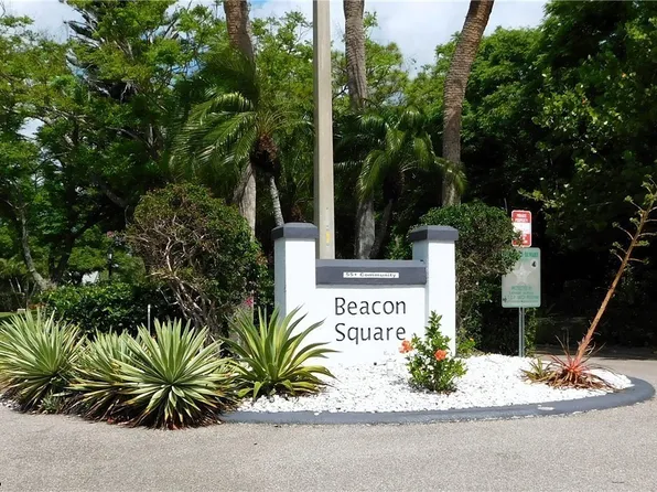 10525 Putnam Ct, Lehigh Acres, FL 33936