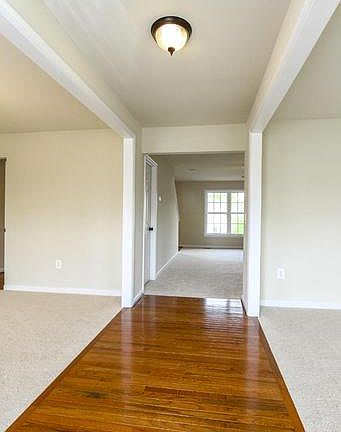 3rd image of 93 Algrace Blvd