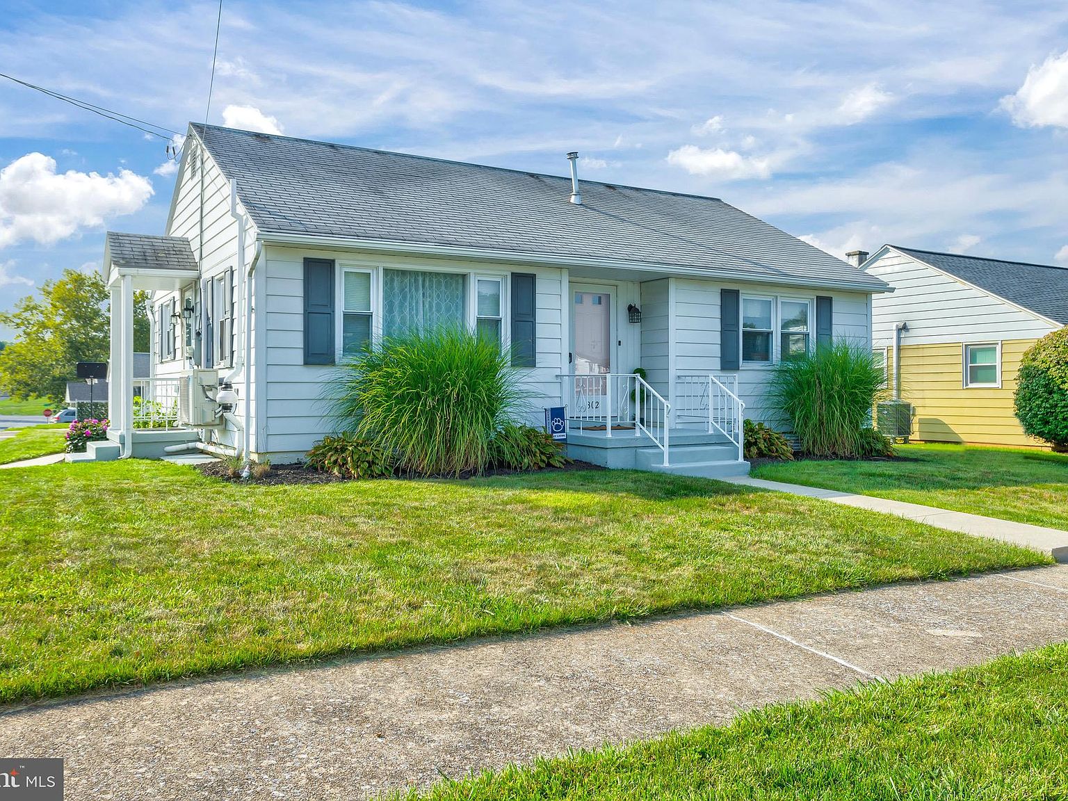 802 W Maple St, Palmyra, PA 17078 Zillow