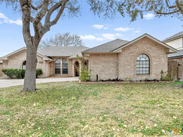 2319 Willow Dr, Portland, TX 78374