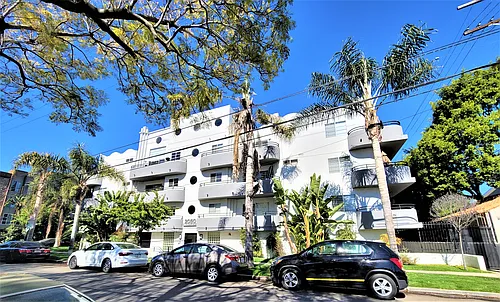 2050 S Bentley Ave #Penthouse 5 Photo 1 2050 S Bentley Ave #Penthouse 5 Photo 1