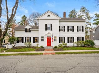 11 Sanborn St, Winchester, MA 01890