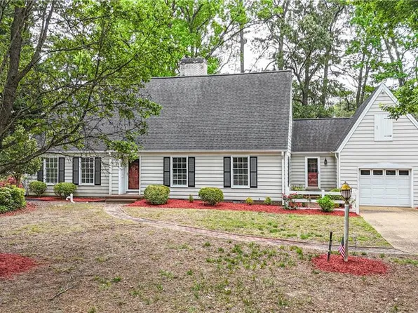 202 Dawson Dr, Seaford, VA 23696