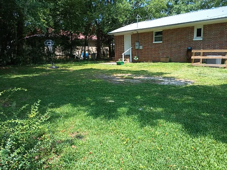 408 E Lafayette St — Photo 2