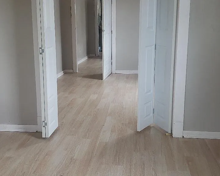 2442 Pauger St — Photo 3