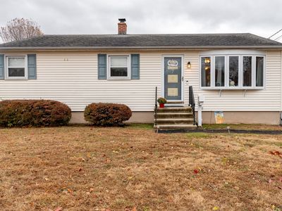7 Hughes Street Extension, East Haven, CT, 06512