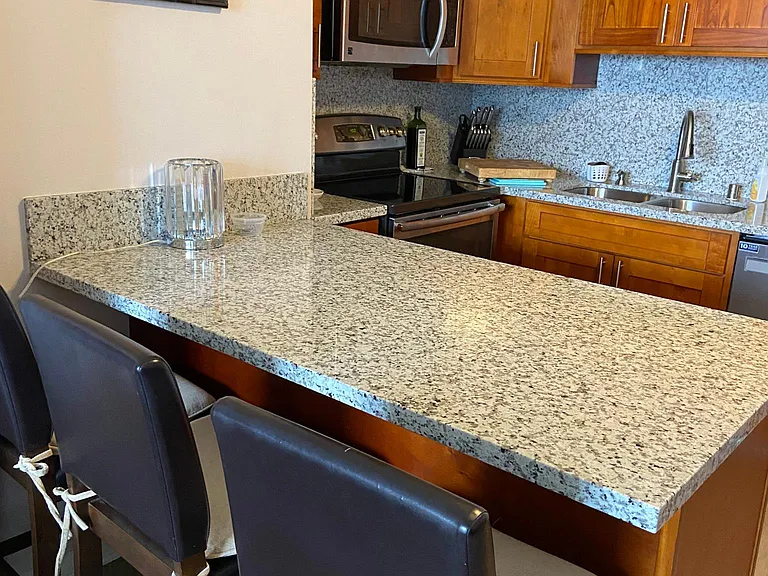 2240 Kuhio Ave #25 — Photo 6