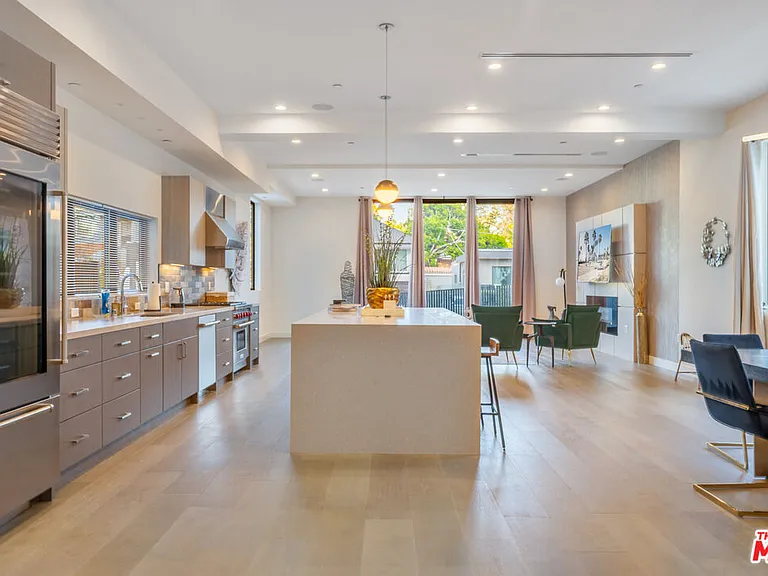 10563 Ashton Ave #1 — Photo 44