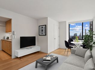 1 Columbus Pl APT S24E, New York, NY 10019