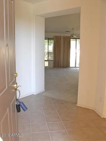 3 bed, 2.0 bath, 1810 sqft, $2,200 — Photo 2